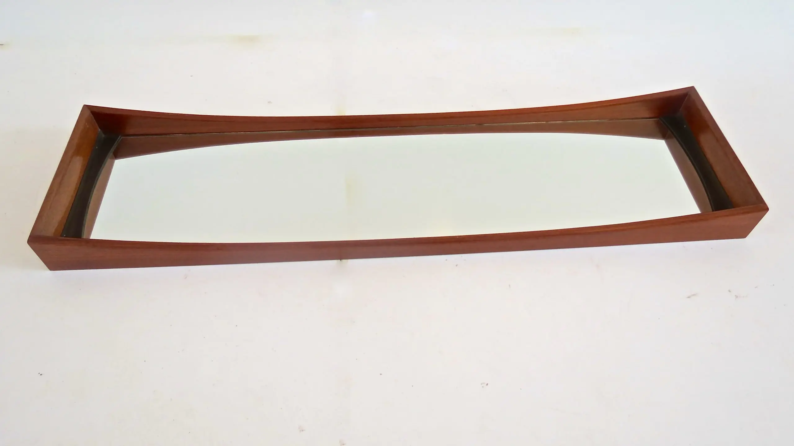 Pair of Walnut Ico Parisi Curved Wall Mirrors, 1950 — photo 9