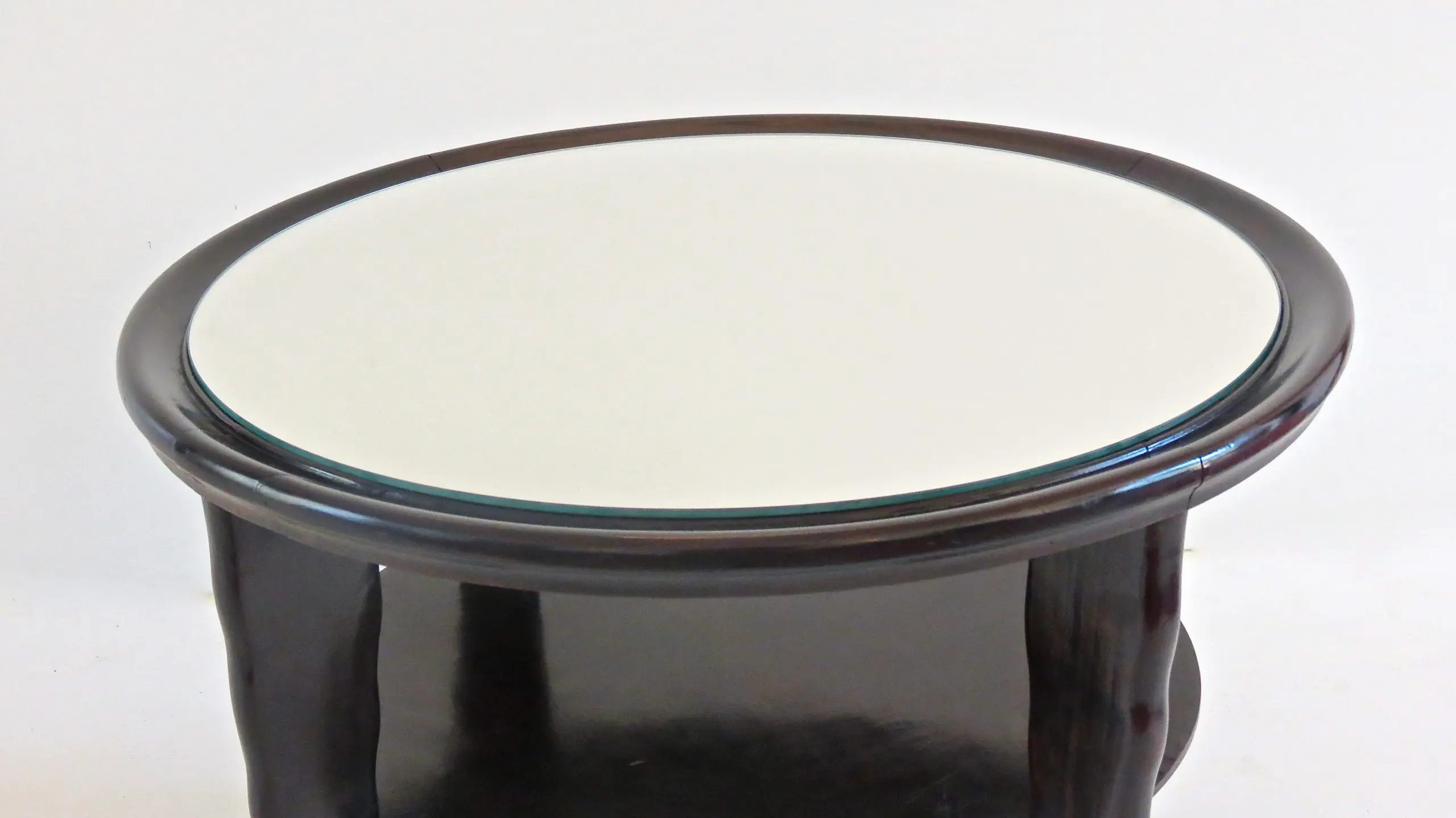 Round Coffee Table Mirror Top Black Laquered Two-Tier Attributed to Borsani 1940 — image 2