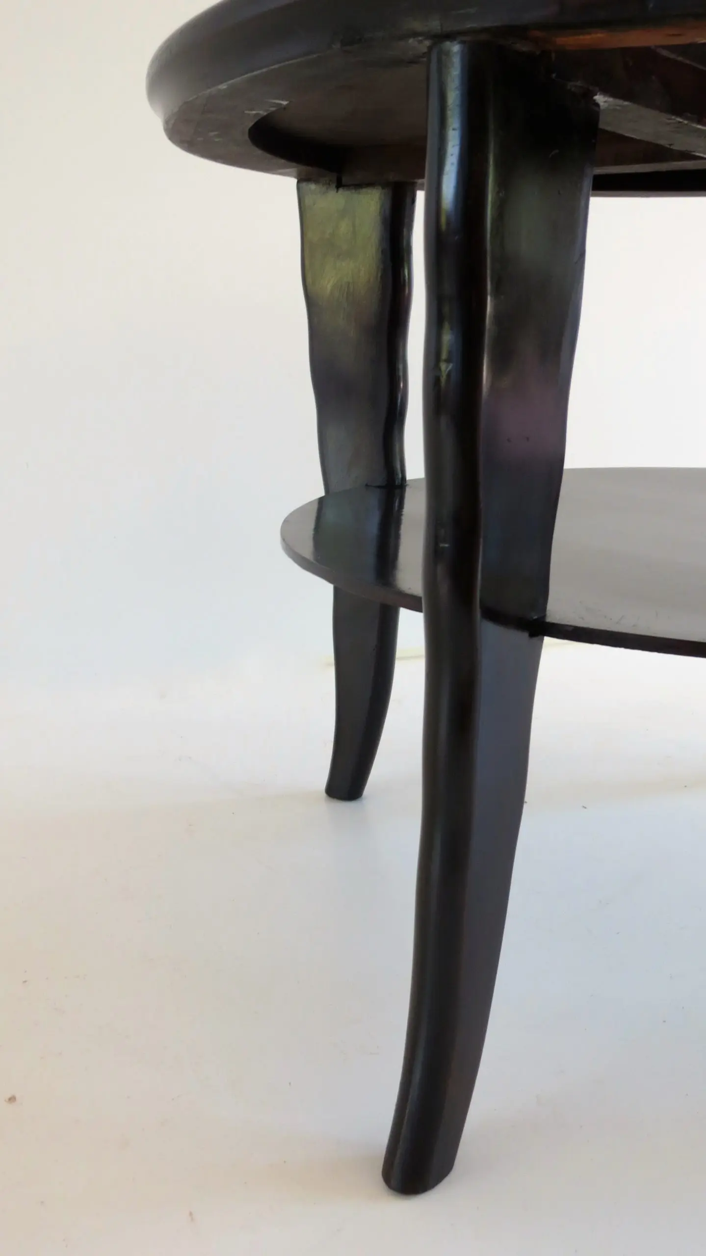 Round Coffee Table Mirror Top Black Laquered Two-Tier Attributed to Borsani 1940 — photo 9