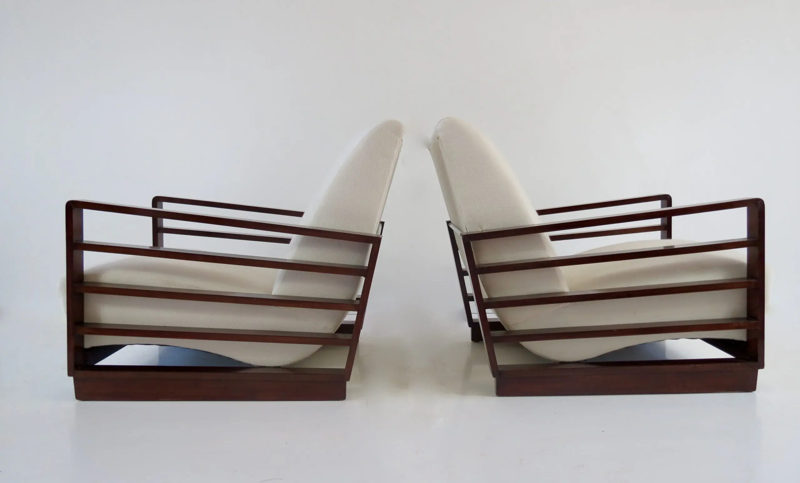 Fine Pair of Mario Quarti Rationalist Beech White Lounge Chairs, 1940 — photo 13