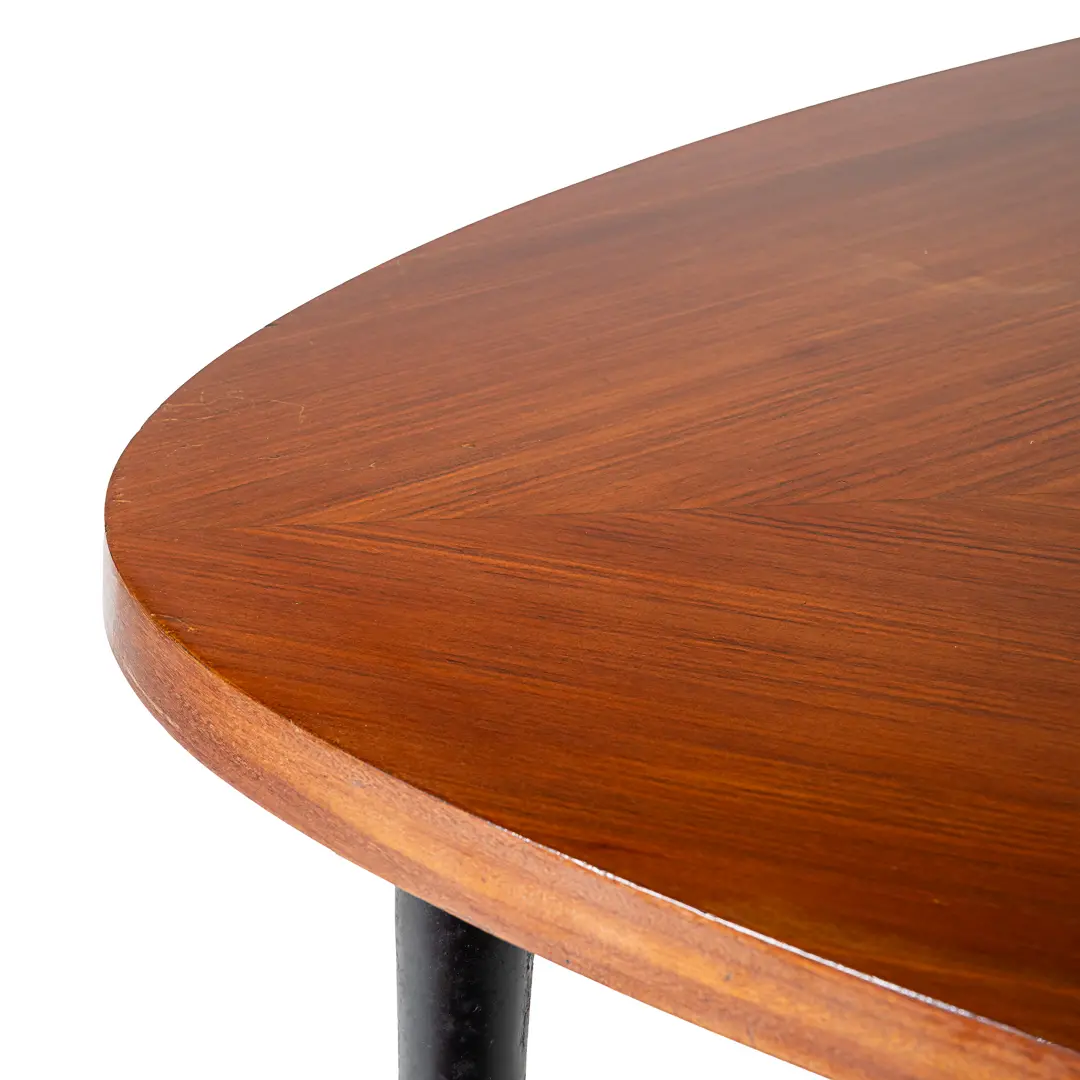 Fine Three Feet Silvio Cavatorta Large Teak Triangular Round Dining Table, 1950 — photo 6