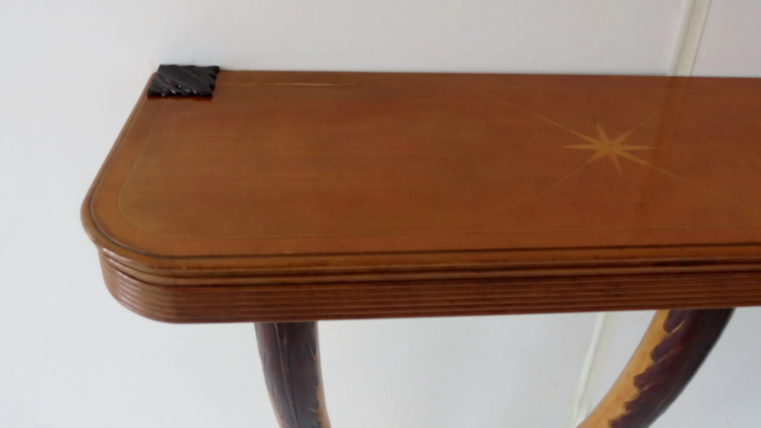 Large Important Inlaid Cherrywood Wall Console Tomaso Buzzi Attributed, c. 1940 — photo 4