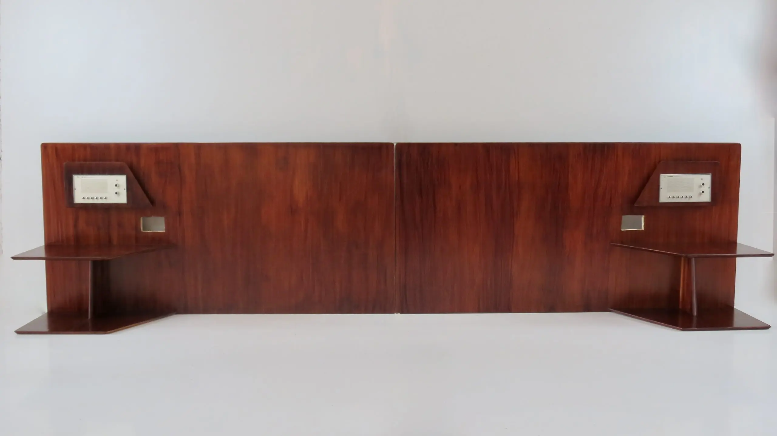 Gio Ponti, Pair of Fine Mahogany Headboards from Hotel Royal Naples, 1955 — photo 4