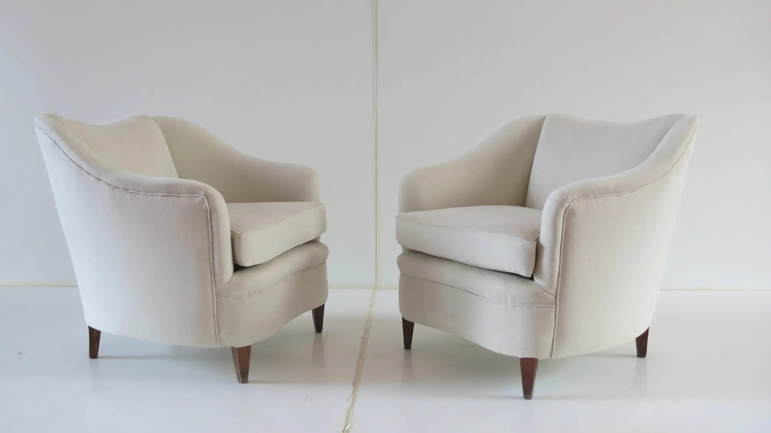 Gio Ponti Pair of White Armchairs Casa & Giardino, 1938 — photo 4