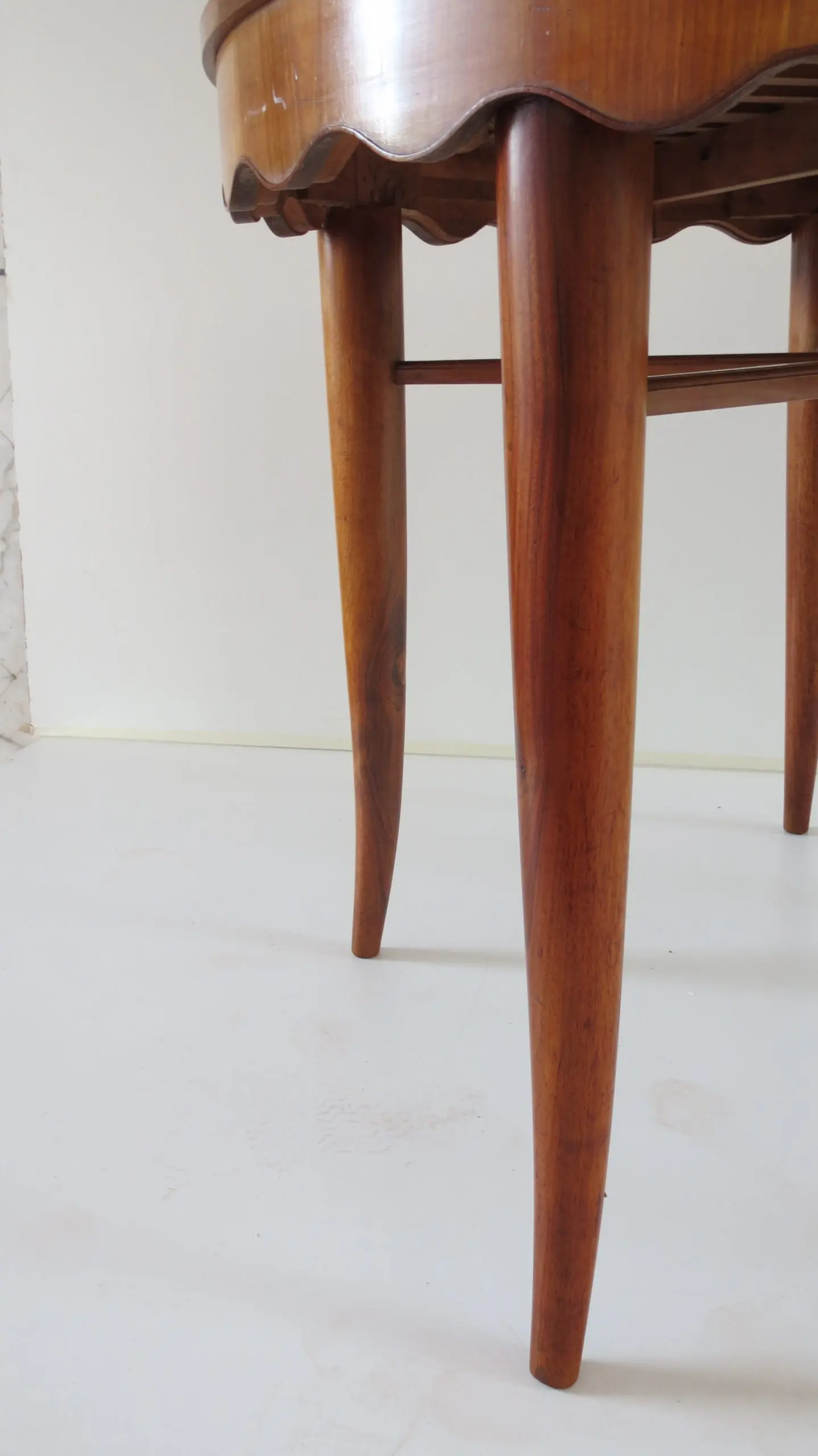 Paolo Buffa Unique Round Dining Table Cherrywood, 1950 — photo 5